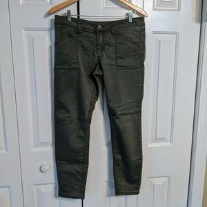 STS Blue stretch capris